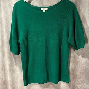 Uniqlo Emerald Knit Top size medium
